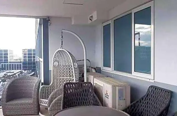 Shell Residences Pasay Value-for-money 호텔 3*